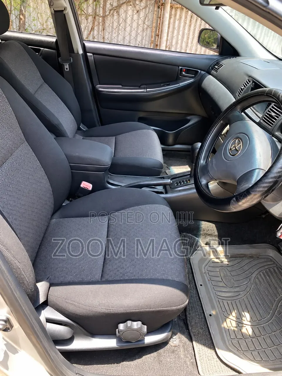 Toyota Corolla RunX 2003 Silver