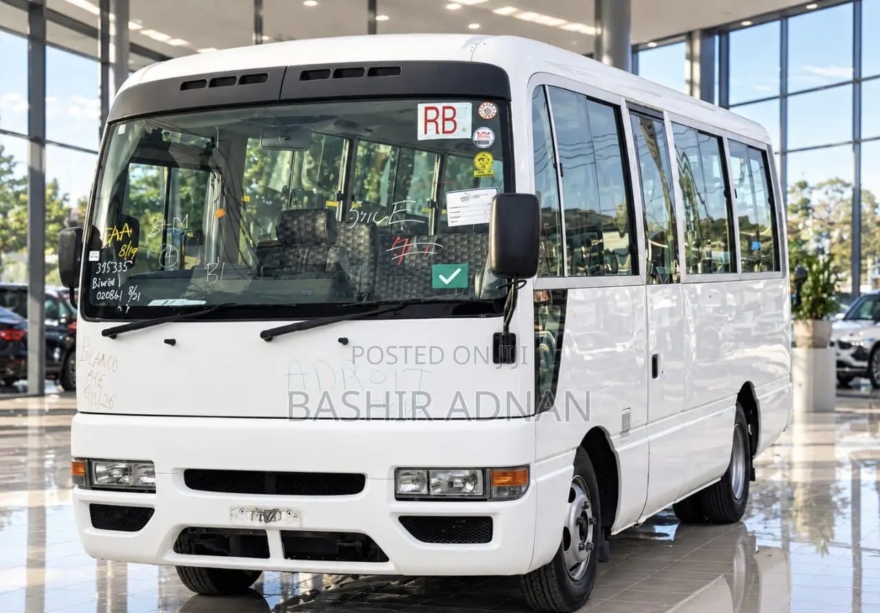 Nissan Civilian 2003 White