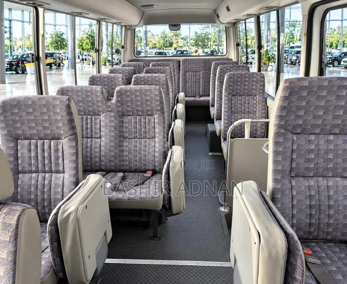 Nissan Civilian 2003 White