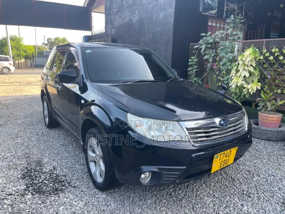 Subaru Forester 2010 Black