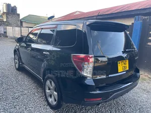 Subaru Forester 2010 Black