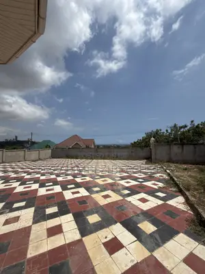 5bdrm House in Salasala Iptl, Kunduchi for rent