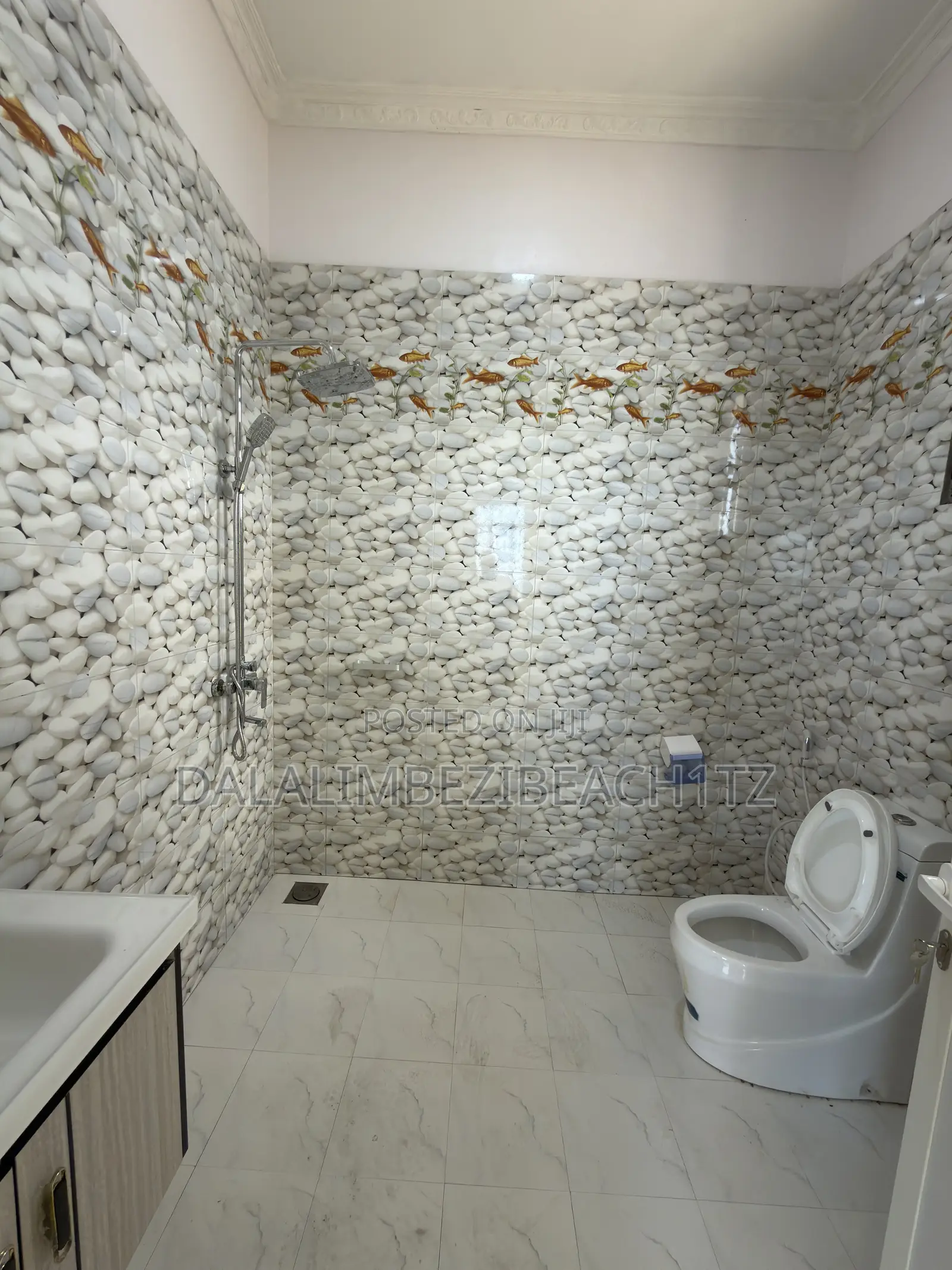 5bdrm House in Salasala Iptl, Kunduchi for rent