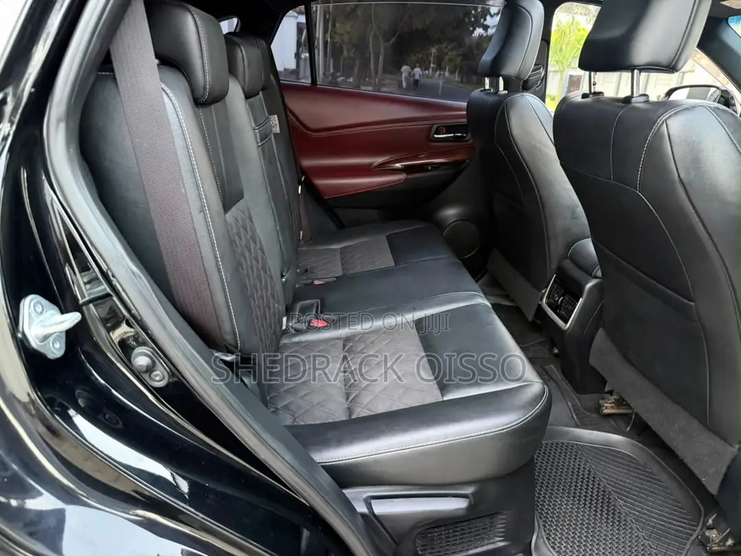 Toyota Harrier 2017 Black