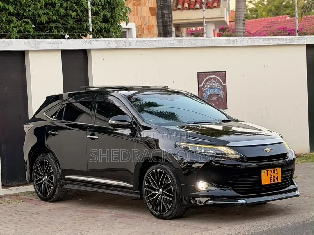 Toyota Harrier 2017 Black