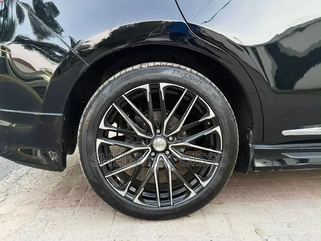 Toyota Harrier 2017 Black