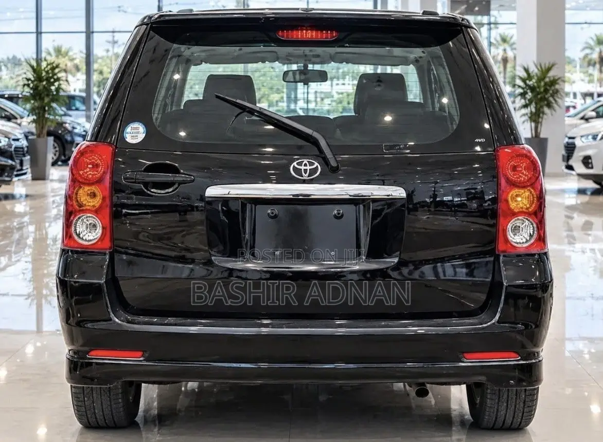 Toyota Raum 1.5 FWD 2004 Black