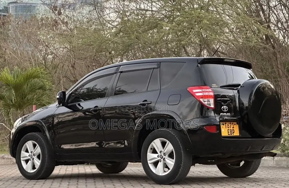 Toyota RAV4 2.5 2010 Black