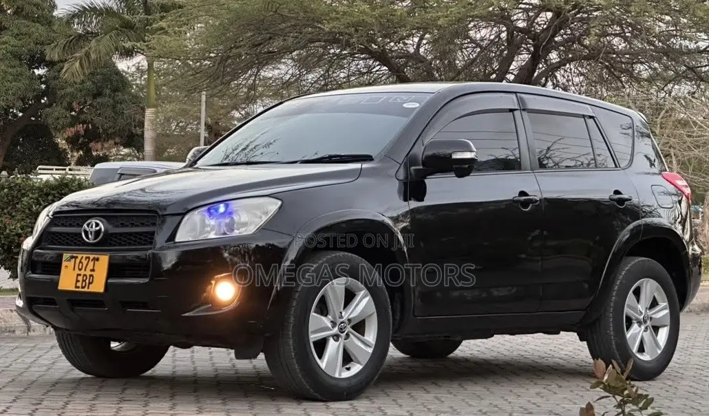 Toyota RAV4 2.5 2010 Black