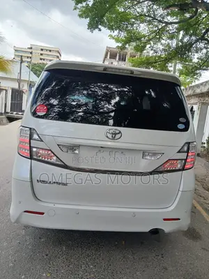Toyota Vellfire V 2.4 4WD 7-Seater 2009 White