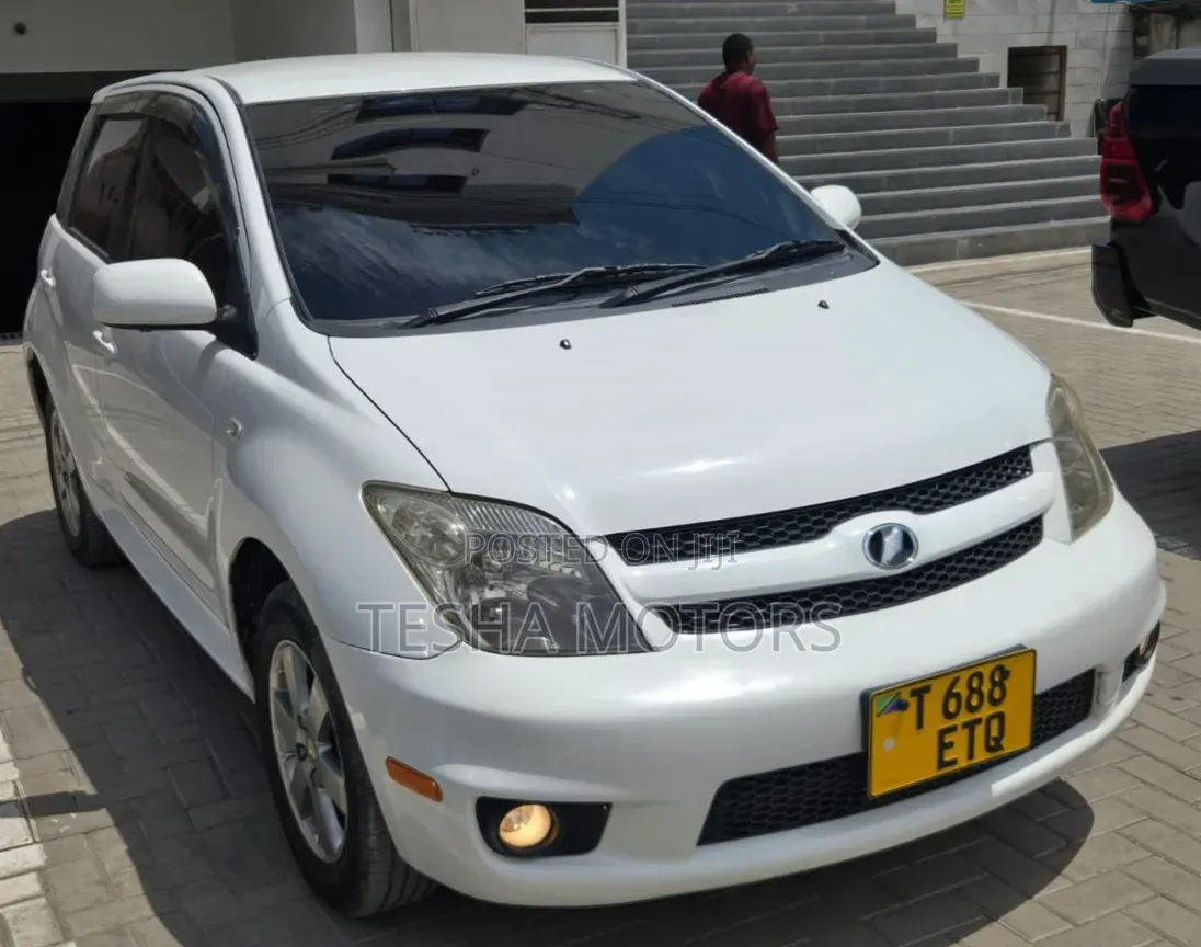 Toyota IST 2006 White