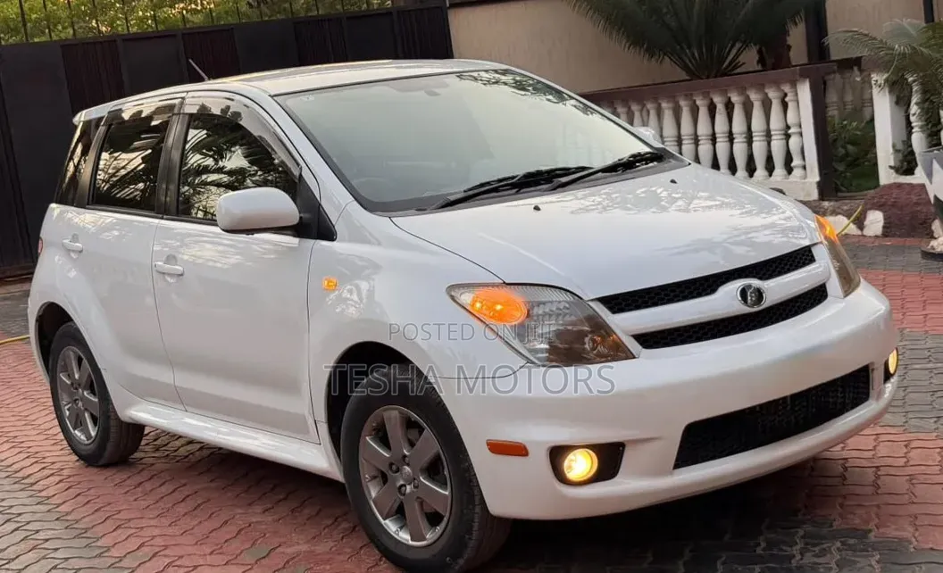 Toyota IST 2006 White