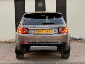 Land Rover Discovery 2017 Beige