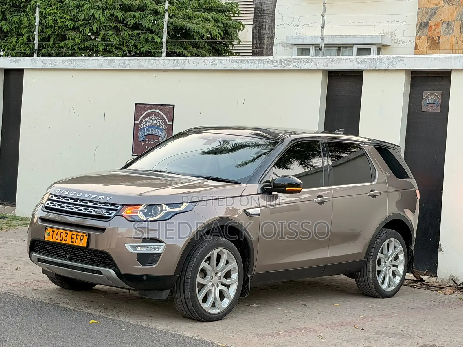 Land Rover Discovery 2017 Beige