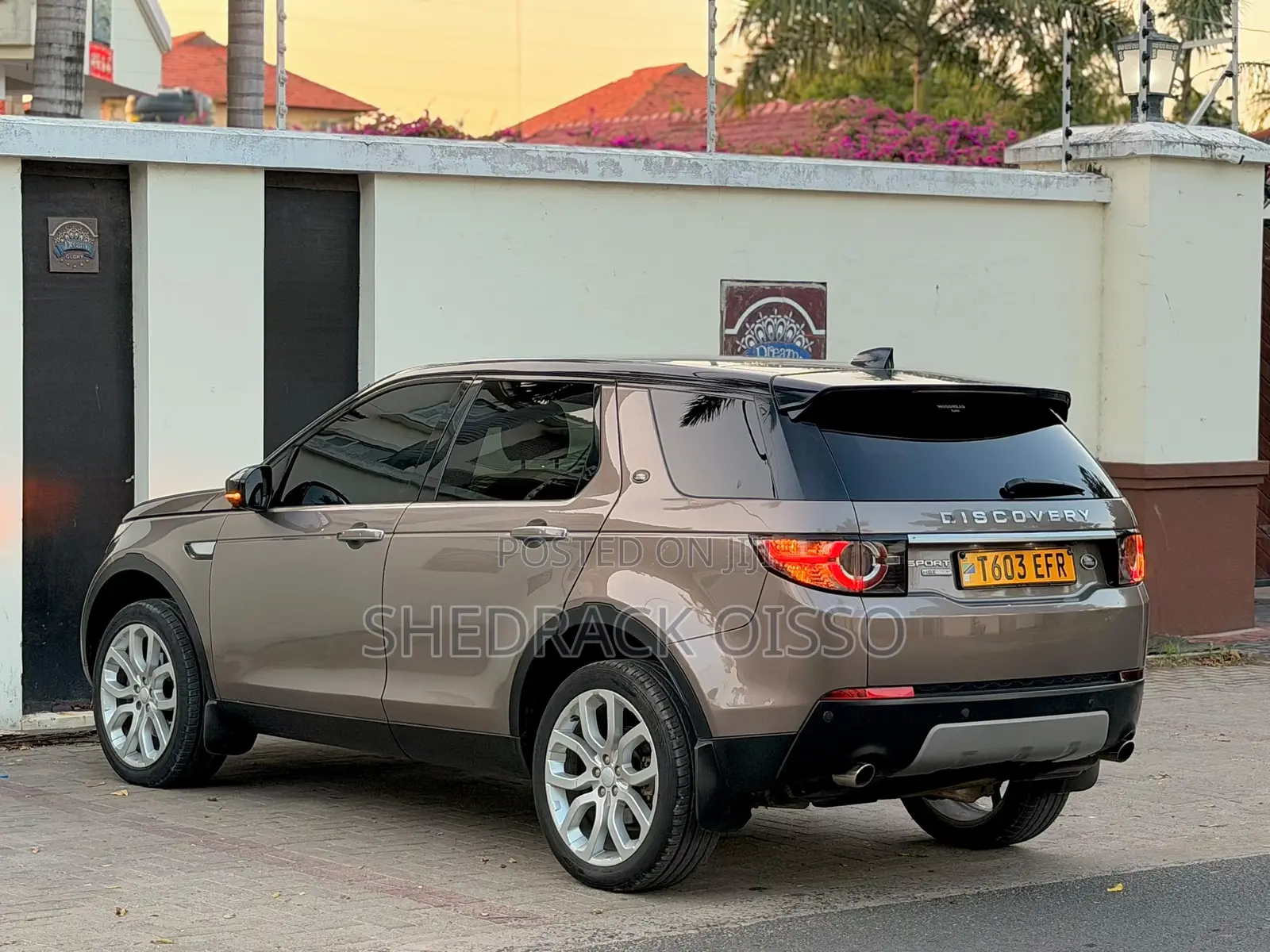 Land Rover Discovery 2017 Beige