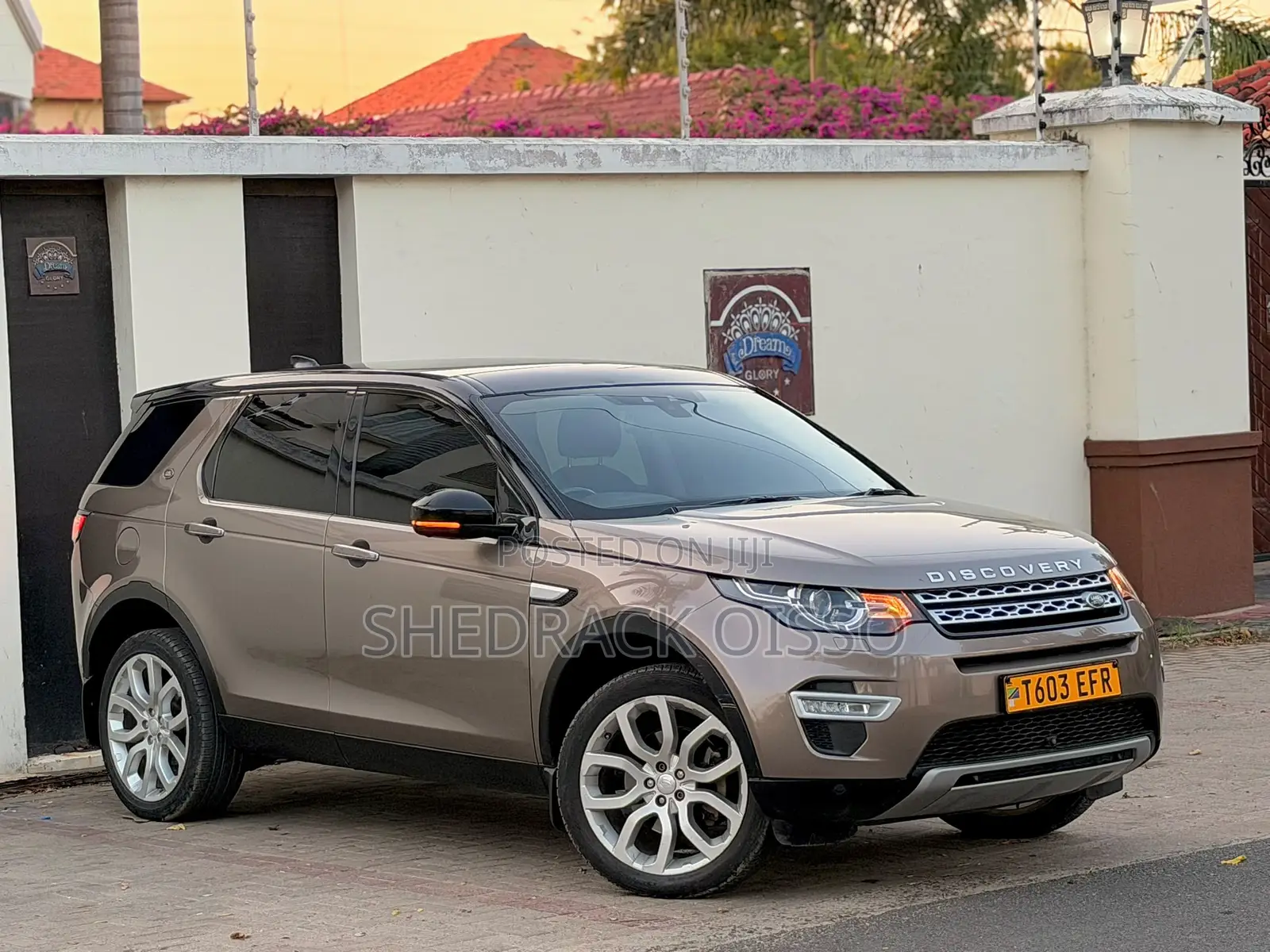 Land Rover Discovery 2017 Beige