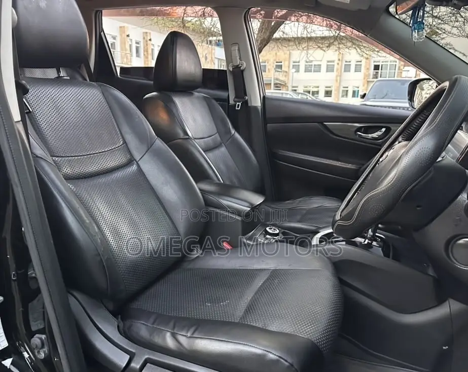 Nissan X-Trail 2.0 Petrol FWD 2014 Black