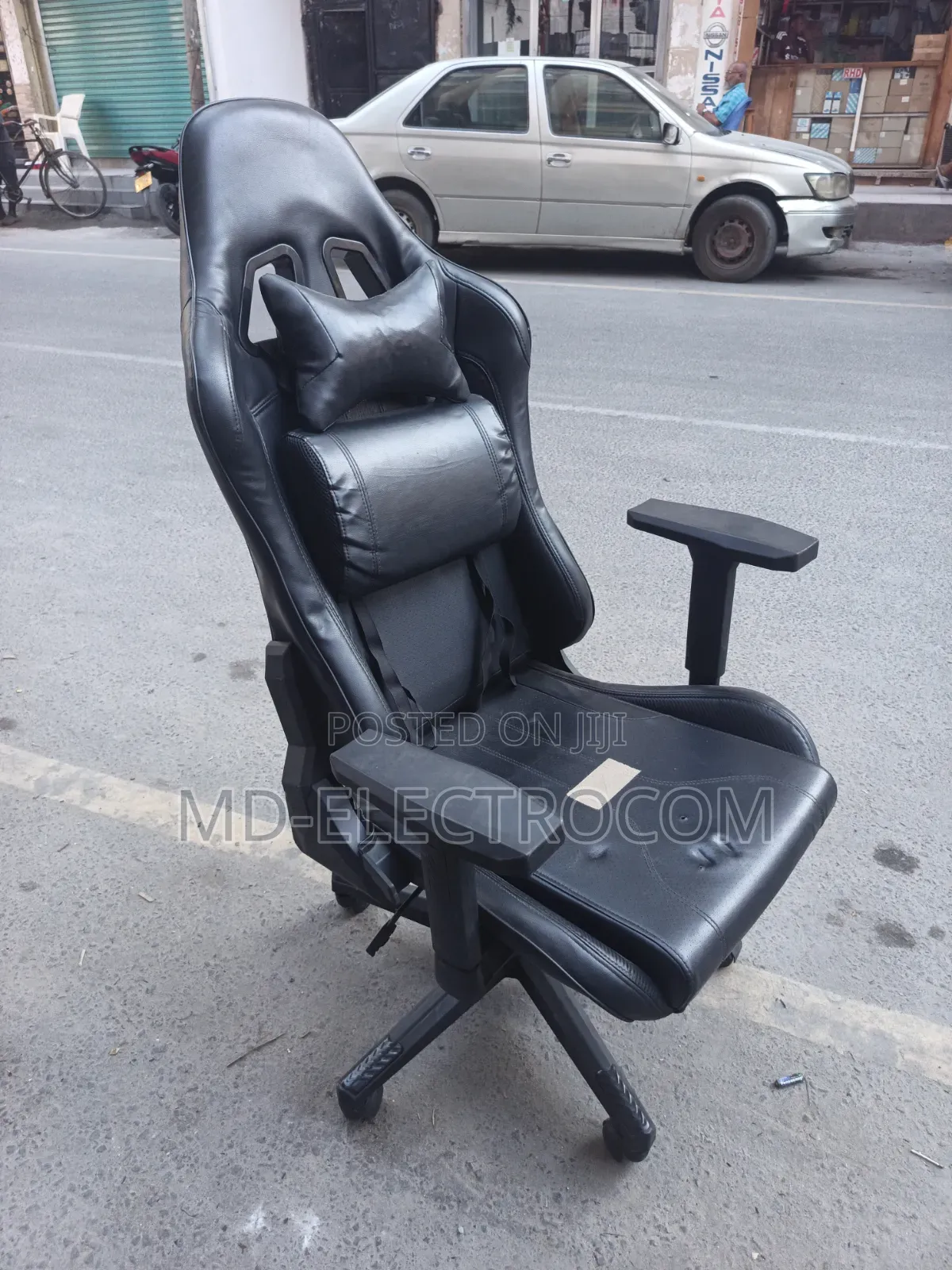 Gaming Chair Yenye Muundo Wa Ergonomic (Kiti Cha Racing Style)