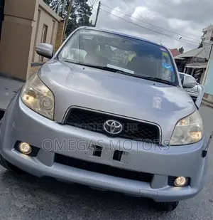 Toyota Rush 1.5 AWD 2007 Silver