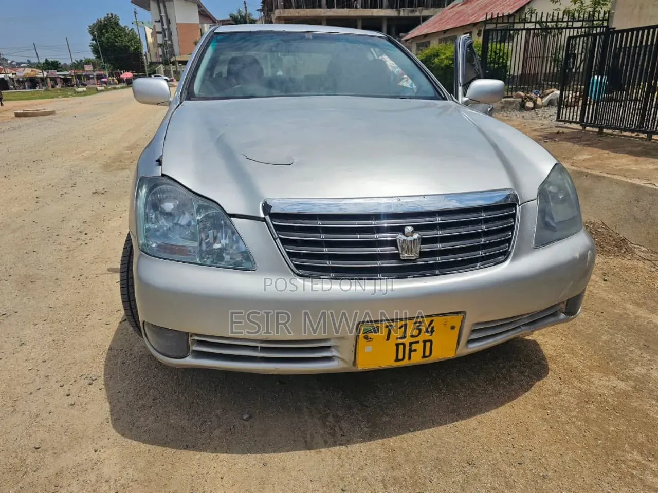 Toyota Crown 2004 Silver