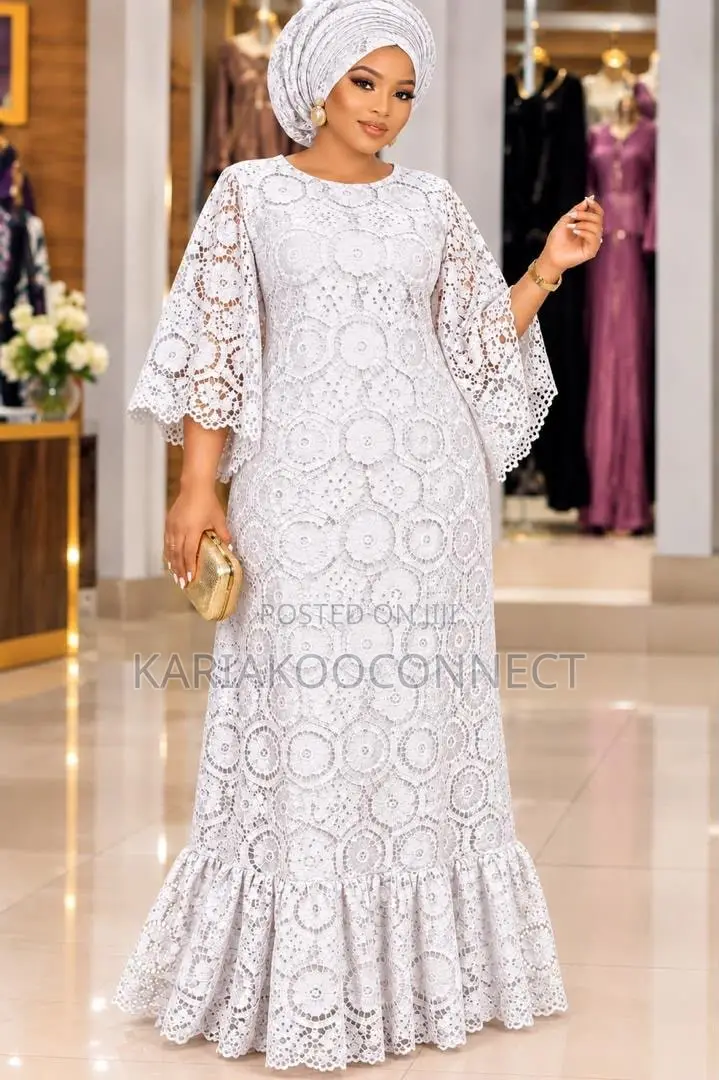 Women's Lace Bell-Sleeve Maxi Dress