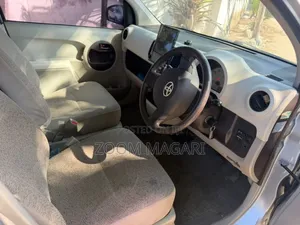 Toyota Passo 2006 Green