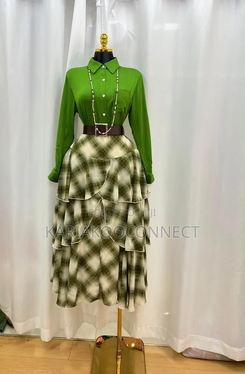 Women's 2-Piece Plaid Tiered Skirt and Shirt Set