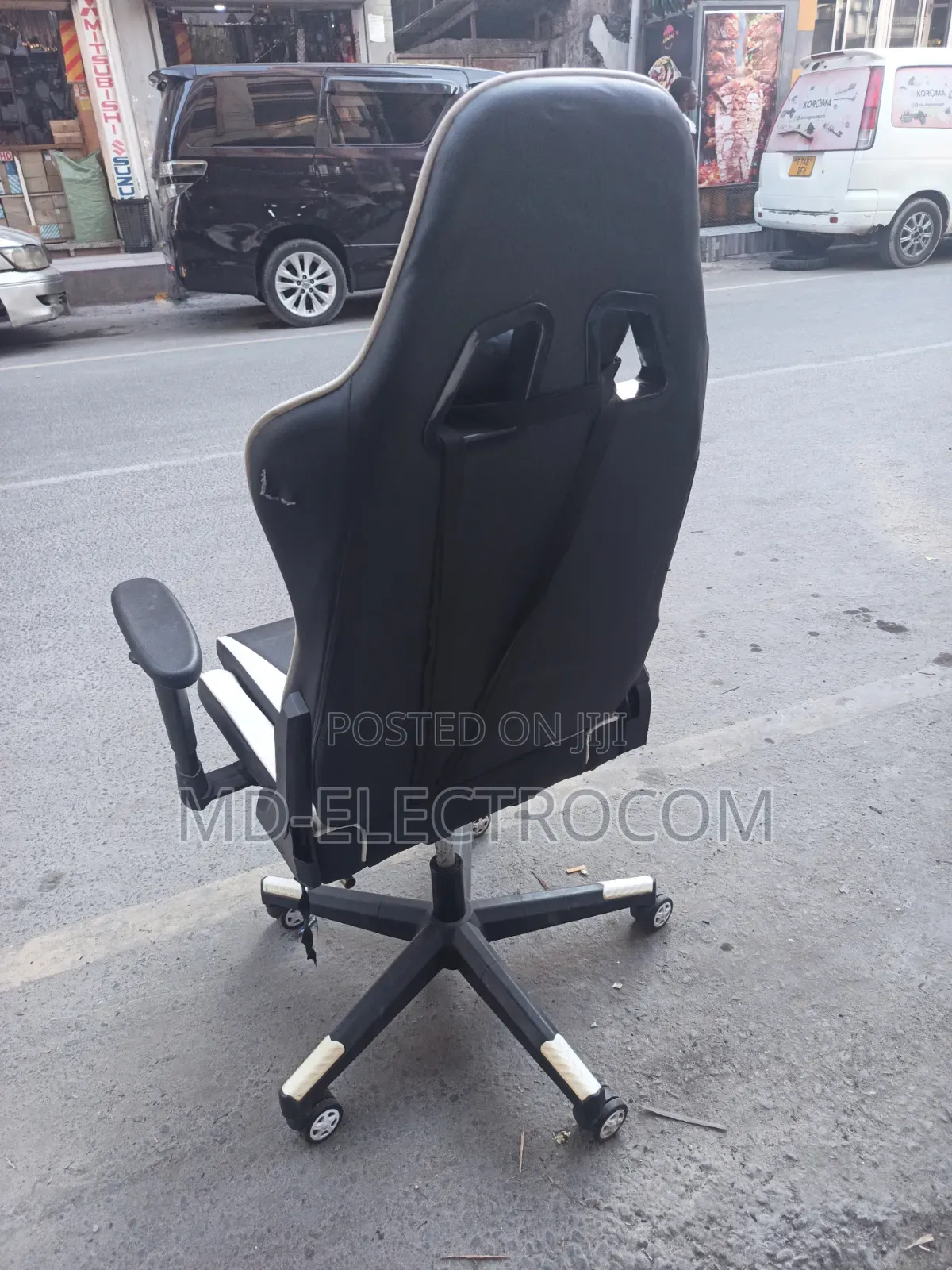 Video and Ofisi (Gaming Chair) Chapa Maarufu Ya GTRACING.