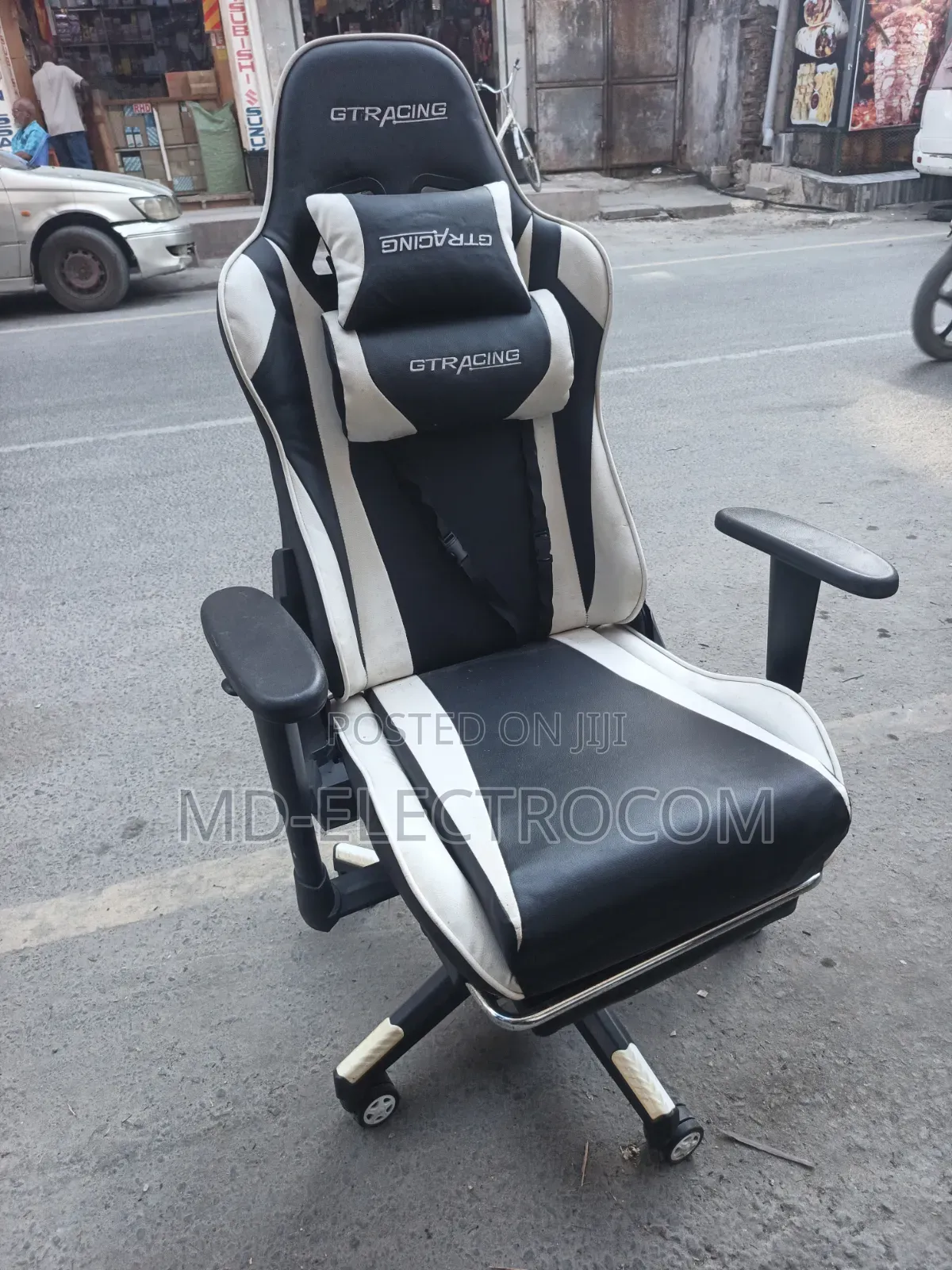 Video and Ofisi (Gaming Chair) Chapa Maarufu Ya GTRACING.