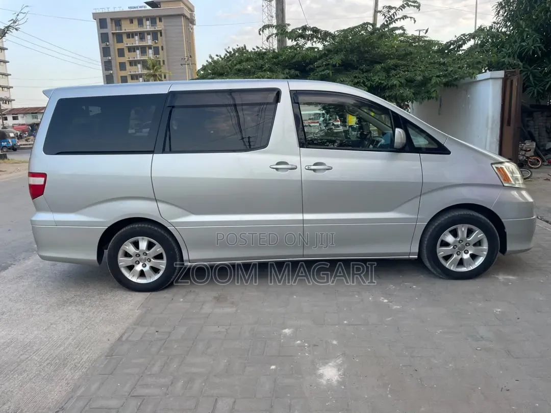 Toyota Alphard 2004 Silver