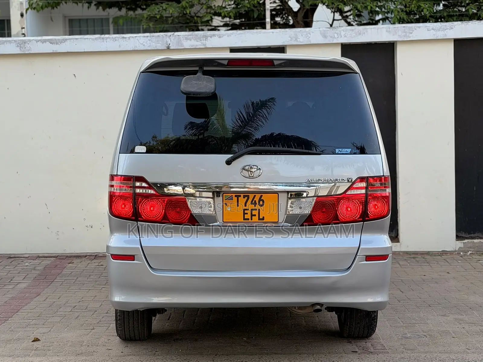 Toyota Alphard 2006 Silver