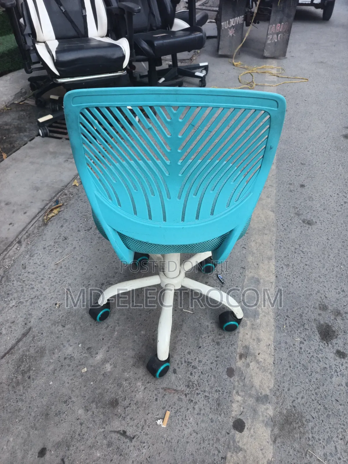 Armless Office Chair:- Ergonomic Swivel Desk Chair