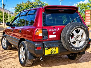 Toyota RAV4 Base FWD 1996 Burgundy