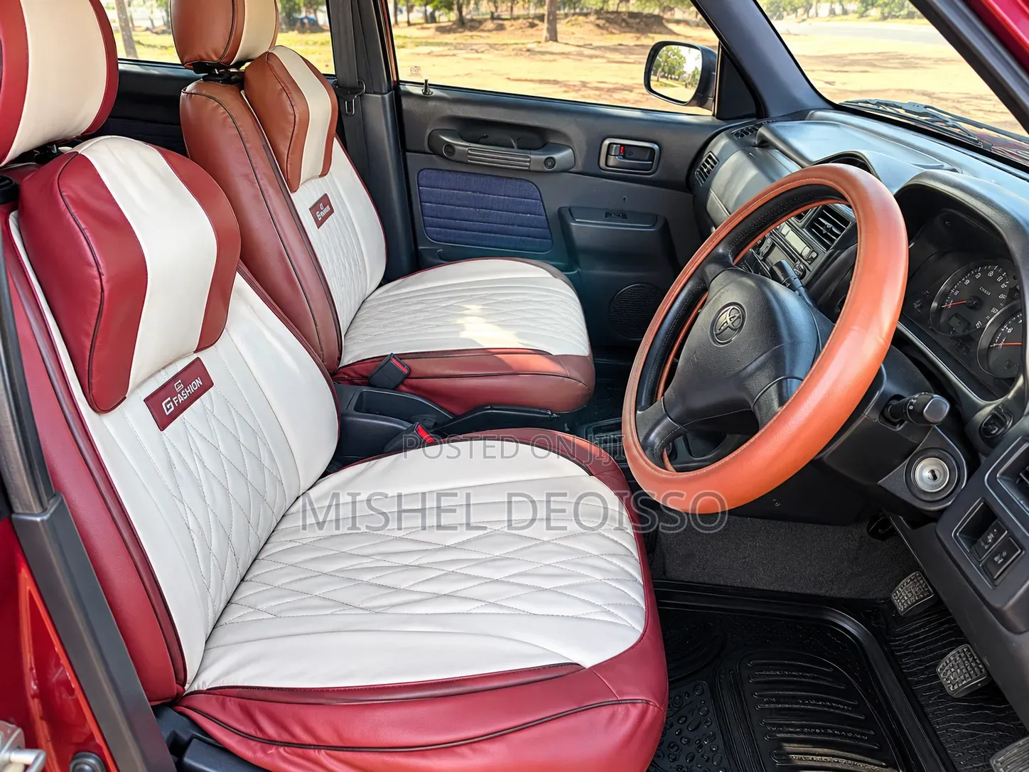 Toyota RAV4 Base FWD 1996 Burgundy