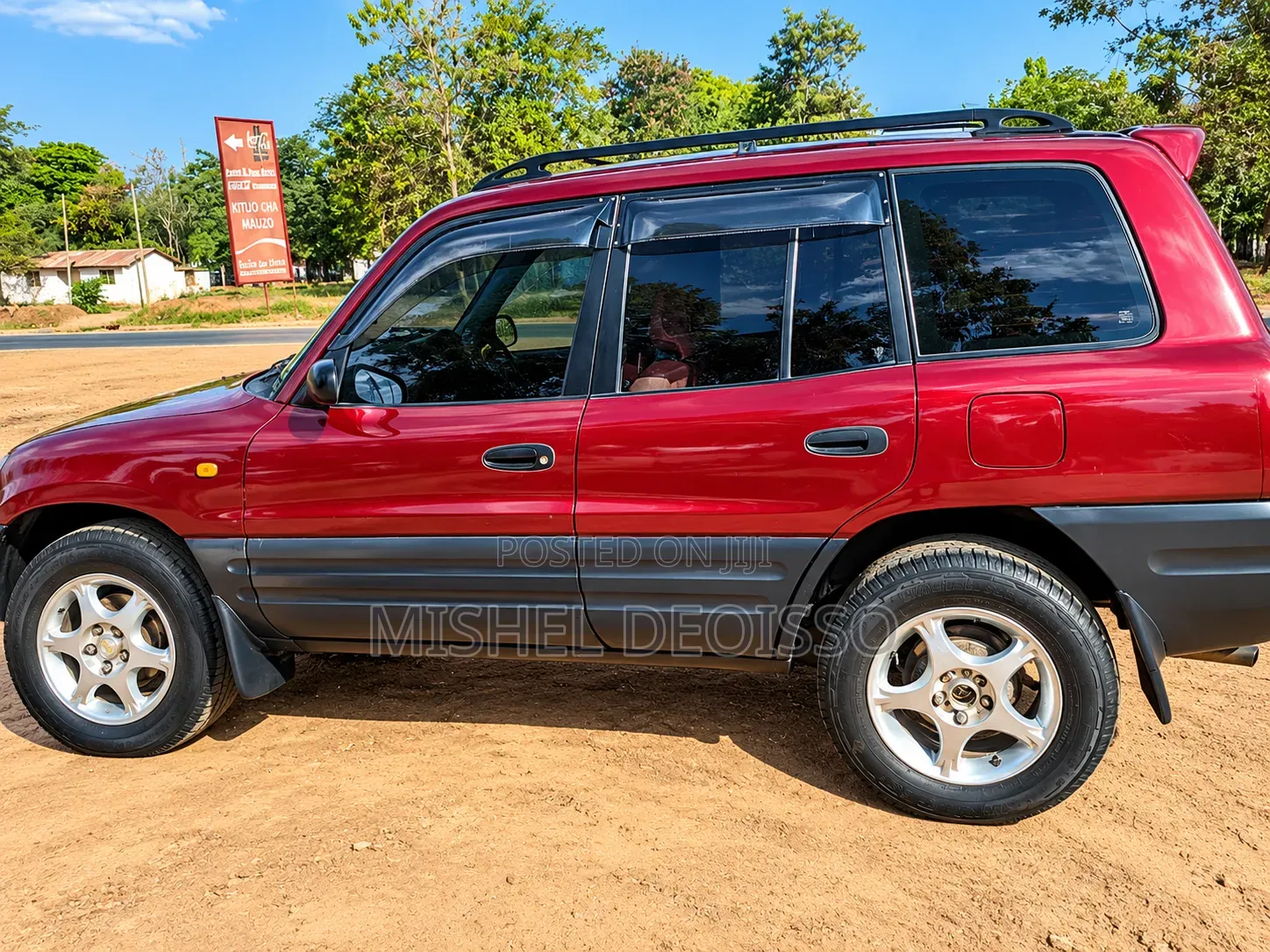 Toyota RAV4 Base FWD 1996 Burgundy