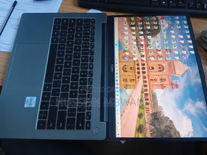 Laptop Huawei 16GB Intel Core i5 SSD 1T