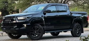 Toyota Hilux 2024 Black