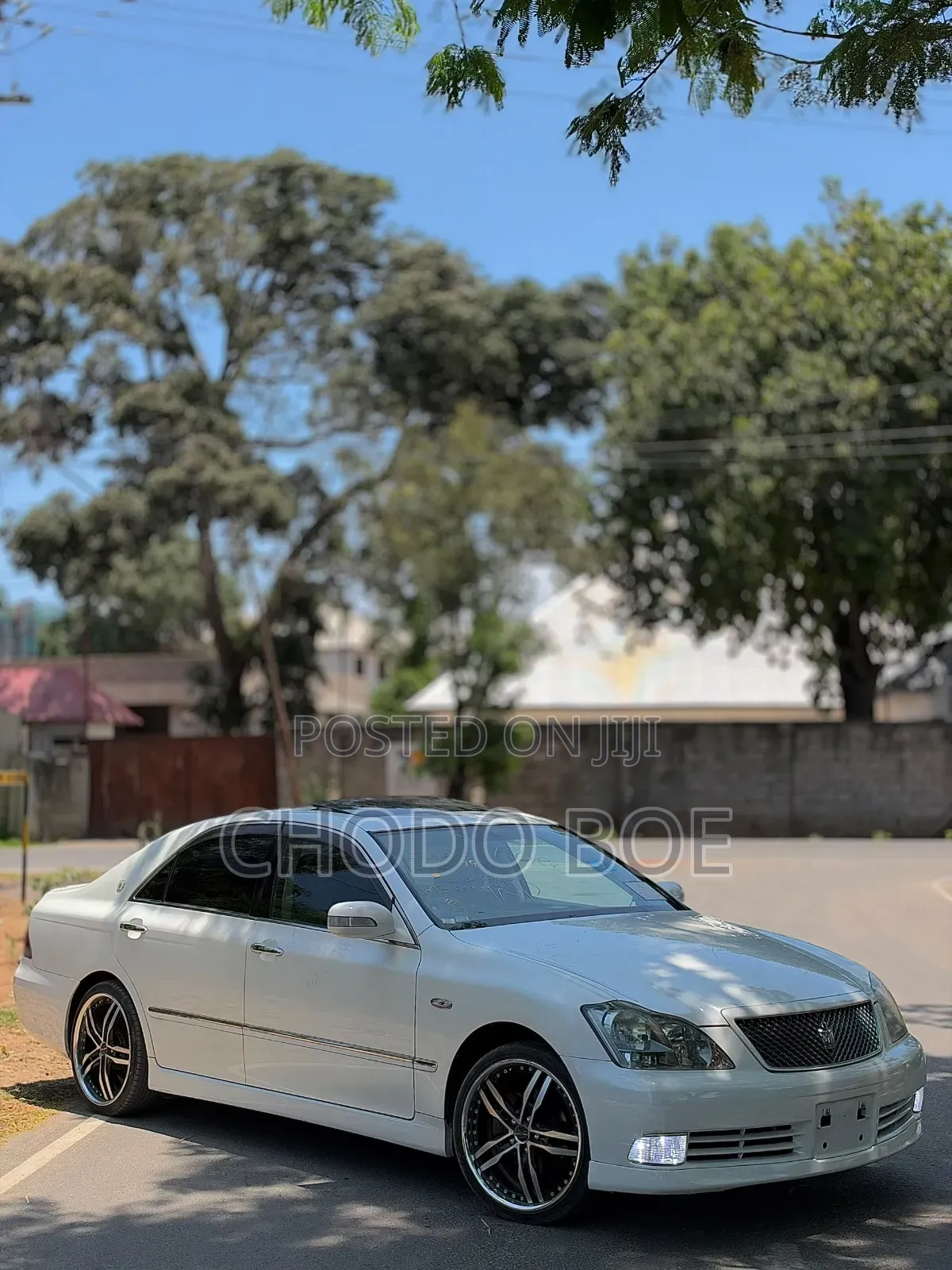 Toyota Crown Royale 2005 Pearl