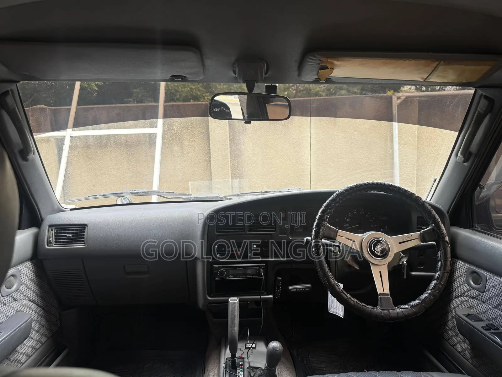 Toyota Hilux 1996 Black