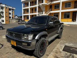 Toyota Hilux 1996 Black