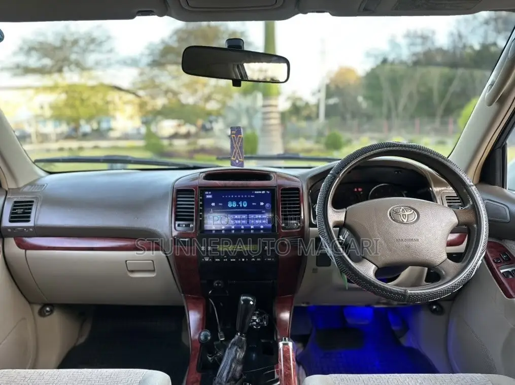 Toyota Land Cruiser Prado 2007 Green