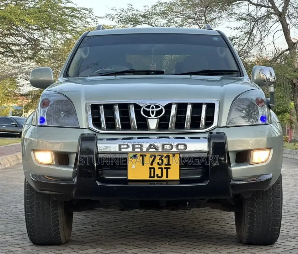 Toyota Land Cruiser Prado 2007 Green