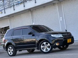 Subaru Forester 2010 Black
