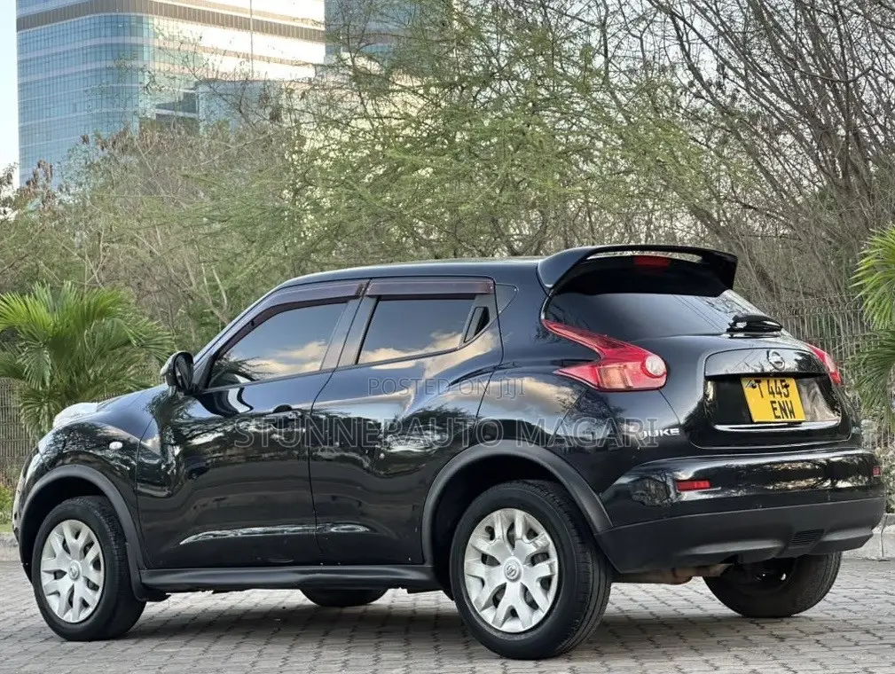 Nissan Juke 2012 Black