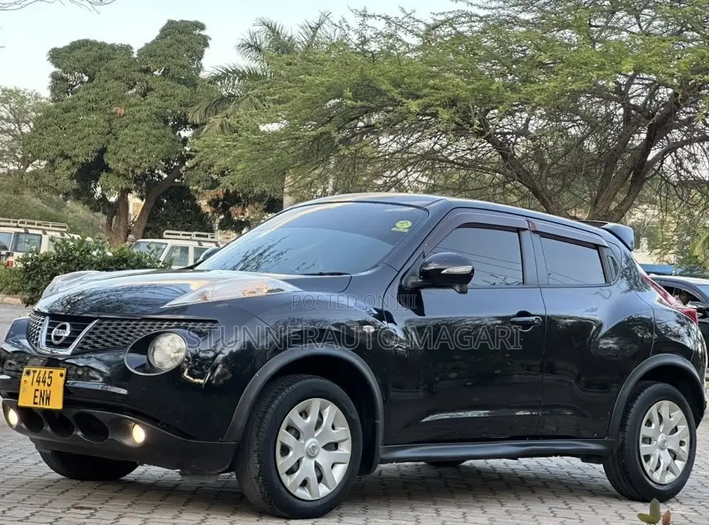 Nissan Juke 2012 Black
