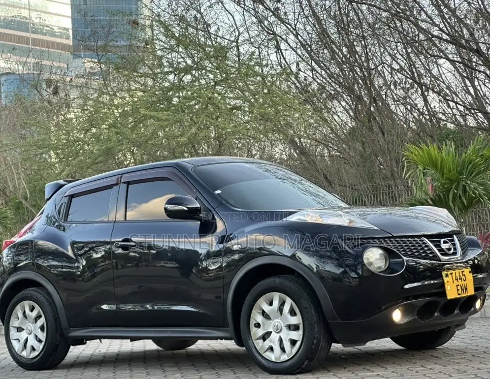 Nissan Juke 2012 Black