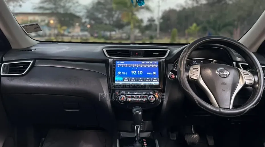 Nissan X-Trail 2.0 Petrol FWD 2014 Black