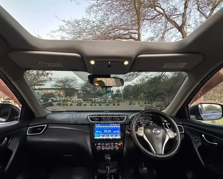 Nissan X-Trail 2.0 Petrol FWD 2014 Black