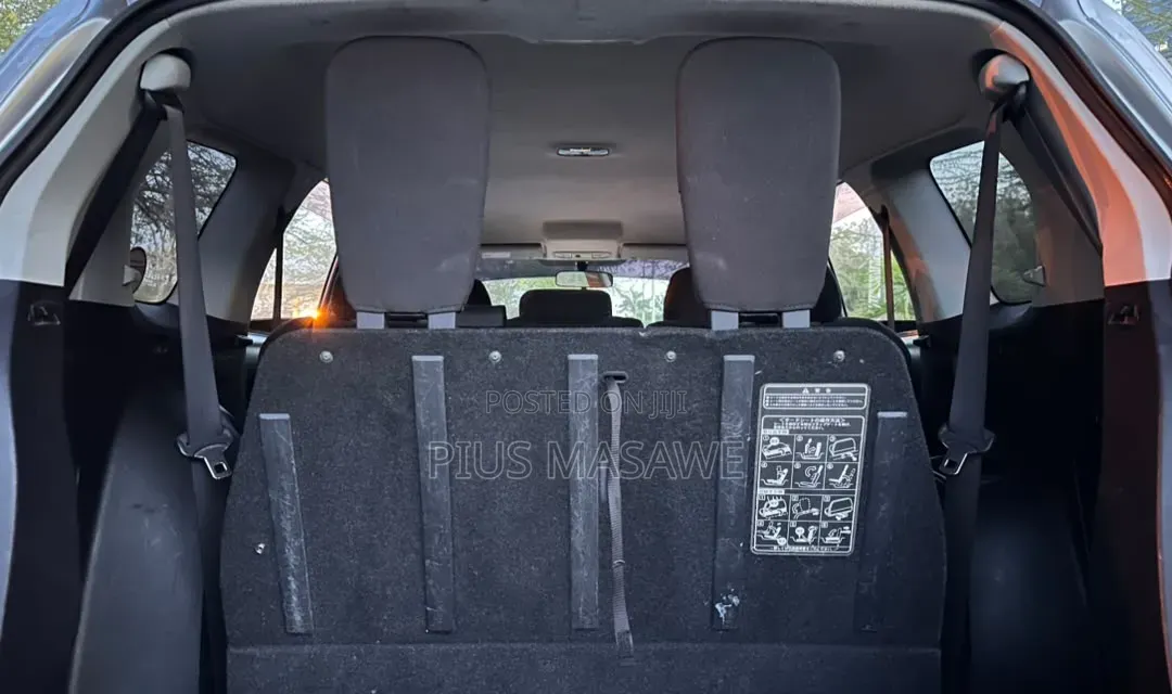 Mitsubishi Outlander Sport ES 2011 Silver