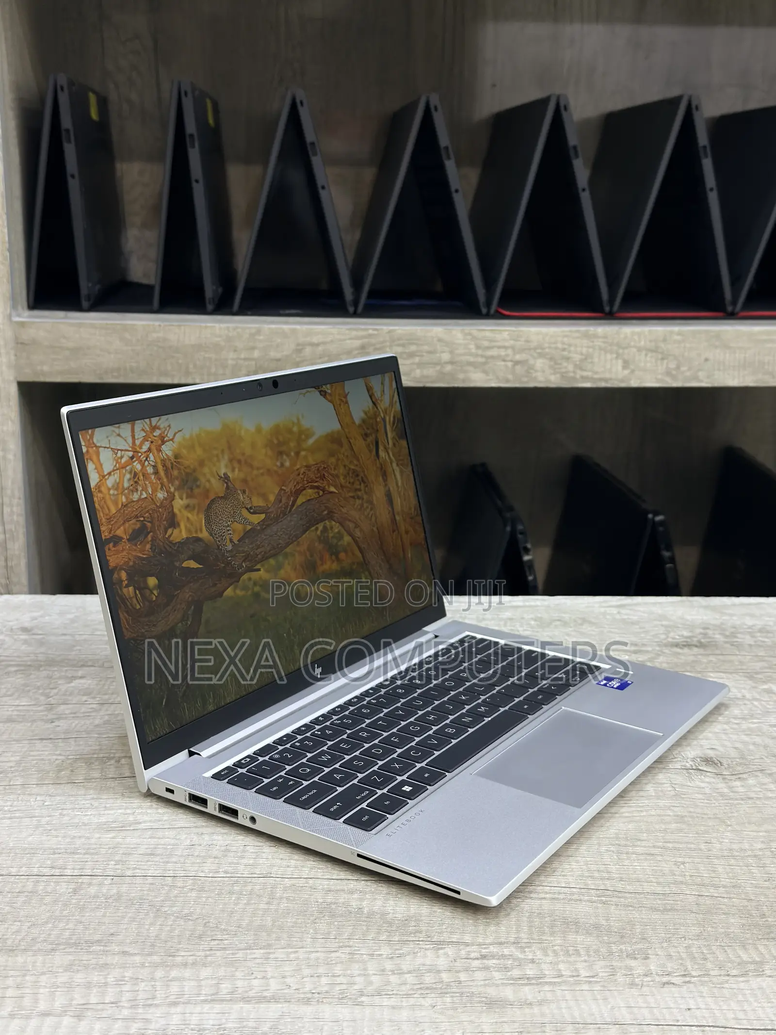 Laptop HP EliteBook 830 G8 16GB Intel Core i7 SSD 512GB